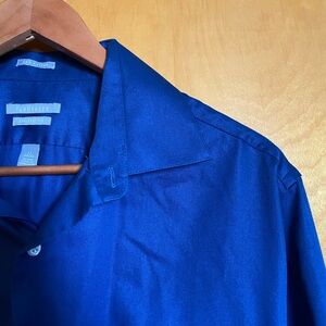 Van Heusen Men's Deep Blue Dress Shirt